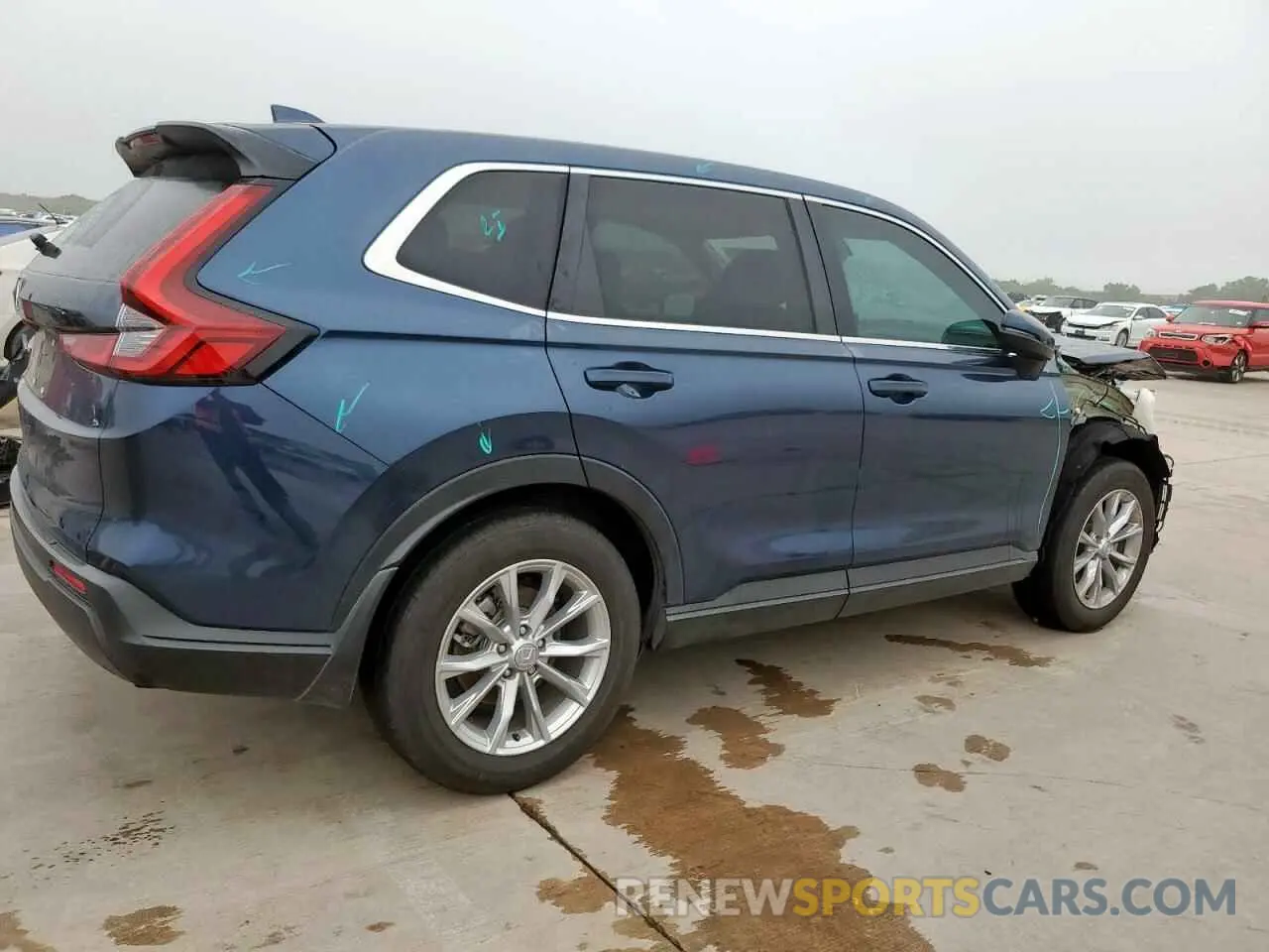 3 Photograph of a damaged car 2HKRS4H40RH420728 HONDA CRV 2024