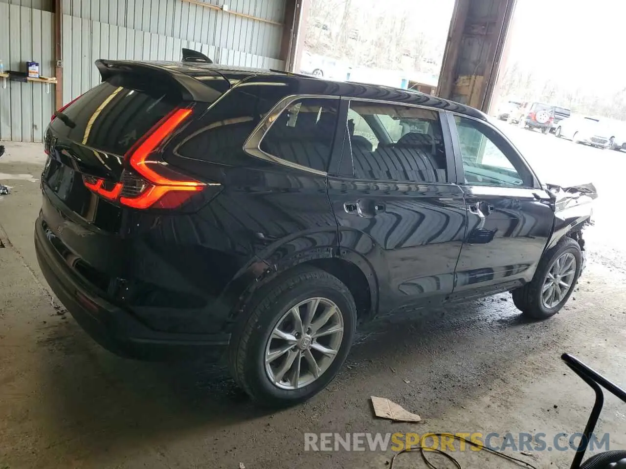 3 Photograph of a damaged car 2HKRS4H41RH442074 HONDA CRV 2024