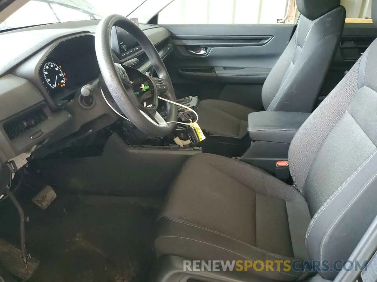 7 Photograph of a damaged car 2HKRS4H41RH442074 HONDA CRV 2024