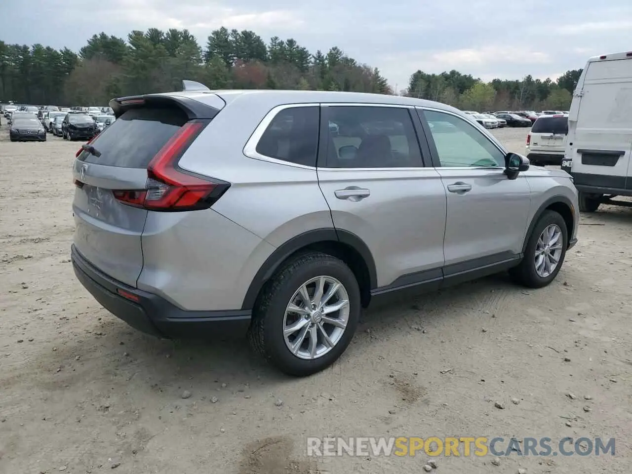 3 Photograph of a damaged car 2HKRS4H42RH432993 HONDA CRV 2024