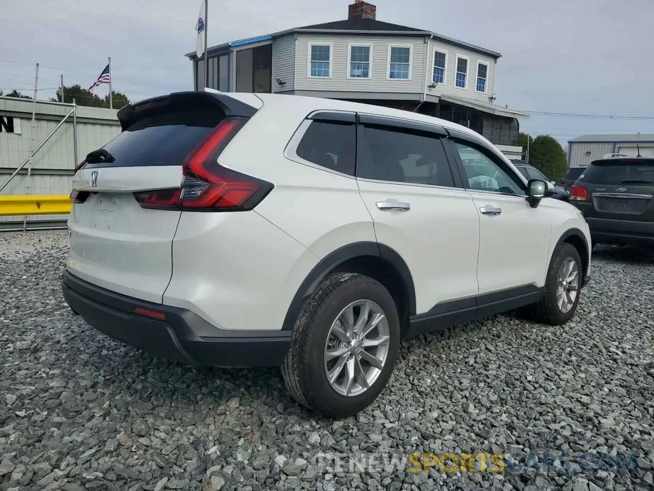 3 Photograph of a damaged car 2HKRS4H42RH484771 HONDA CRV 2024