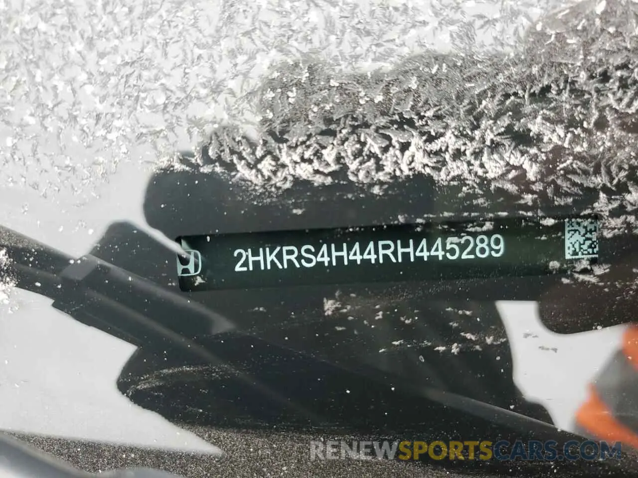 15 Photograph of a damaged car 2HKRS4H44RH445289 HONDA CRV 2024