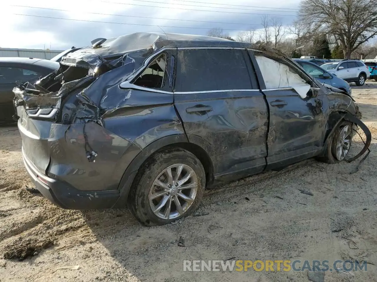 3 Photograph of a damaged car 2HKRS4H45RH412849 HONDA CRV 2024