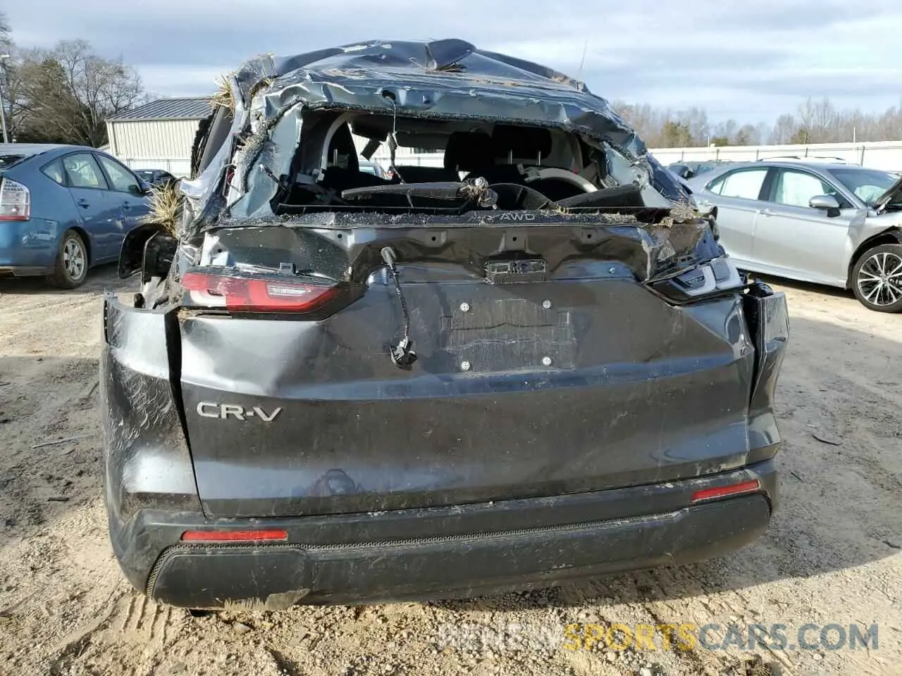 6 Photograph of a damaged car 2HKRS4H45RH412849 HONDA CRV 2024