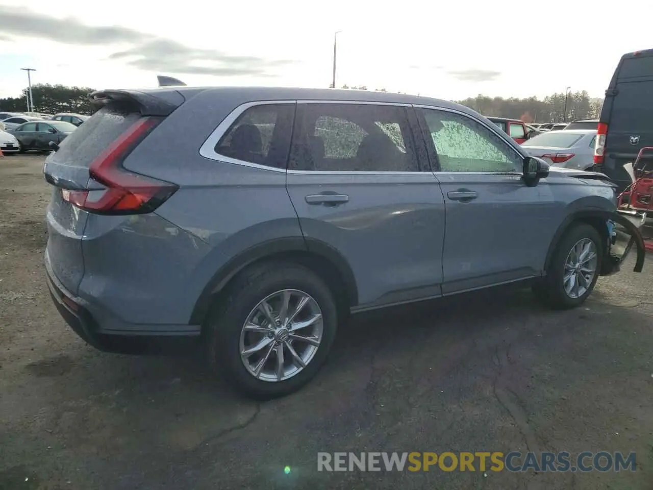 3 Photograph of a damaged car 2HKRS4H73RH479489 HONDA CRV 2024