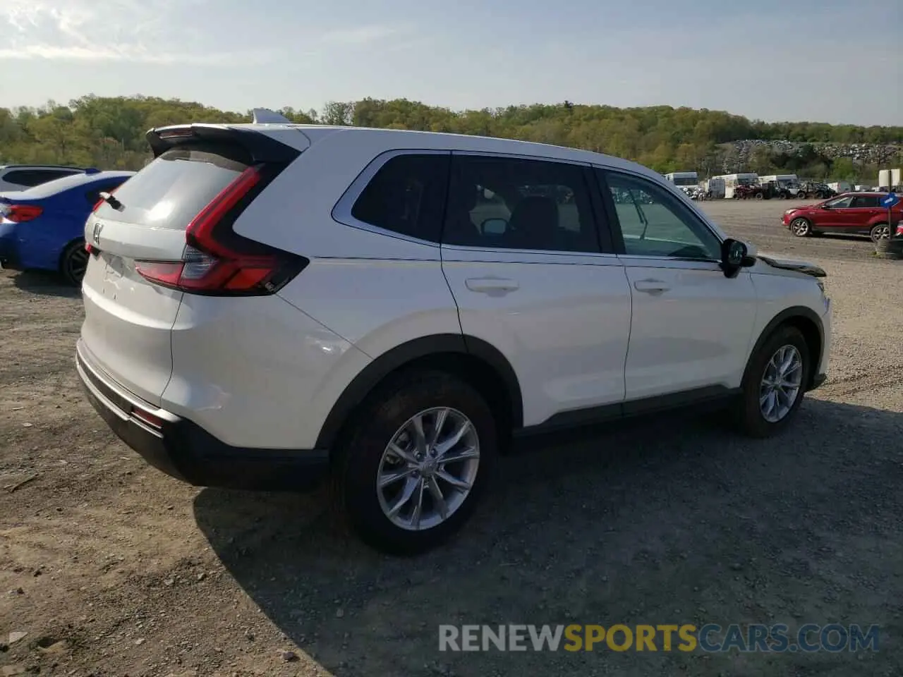 3 Photograph of a damaged car 2HKRS4H75RH418001 HONDA CRV 2024
