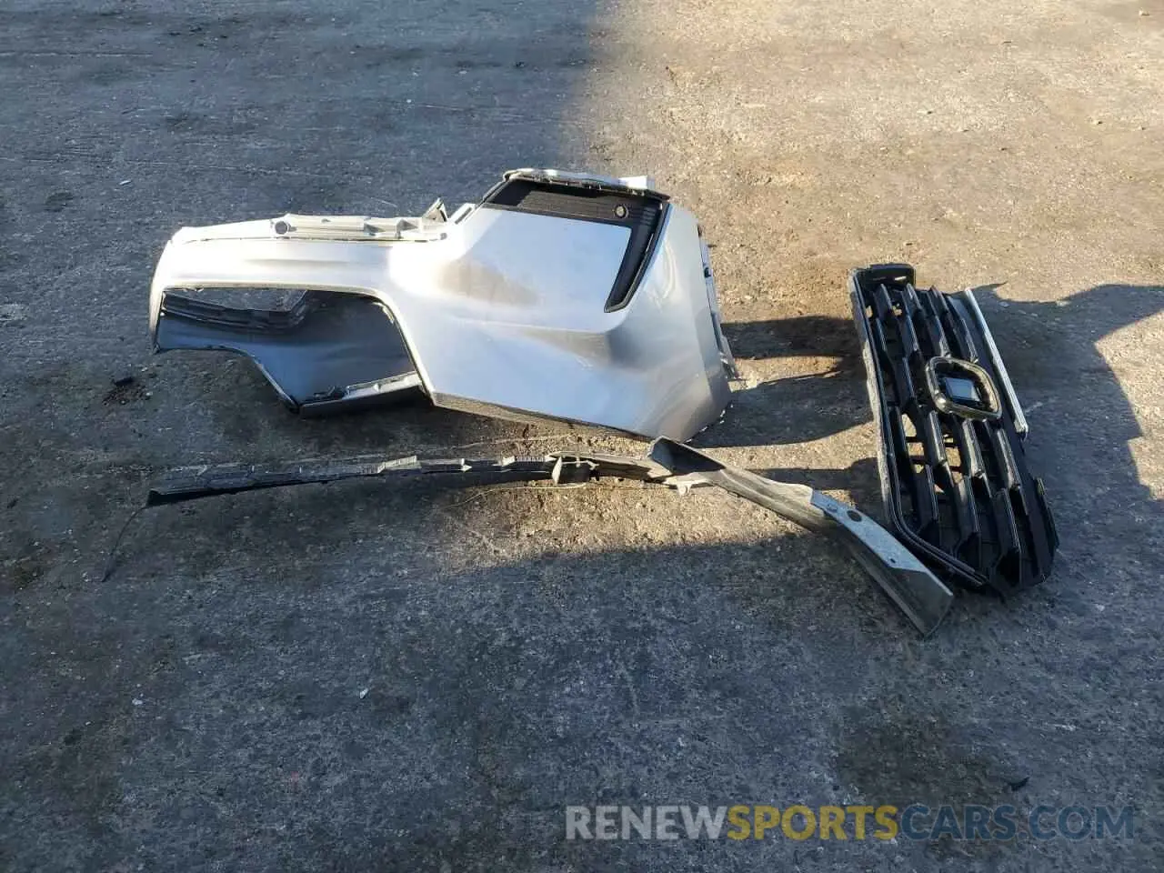 13 Photograph of a damaged car 2HKRS4H76RH405810 HONDA CRV 2024