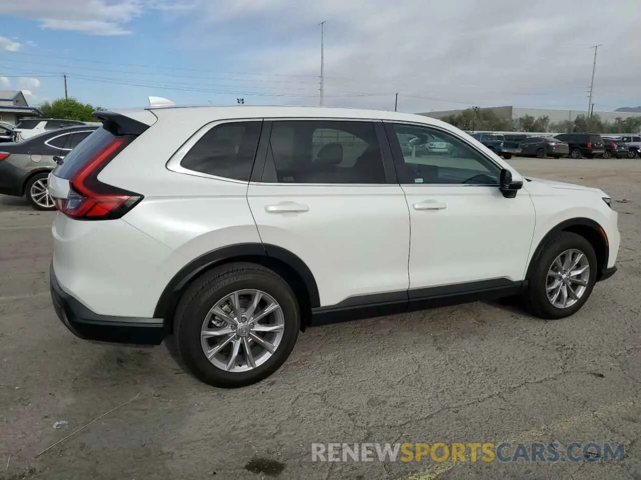 3 Photograph of a damaged car 2HKRS4H78RH439537 HONDA CRV 2024