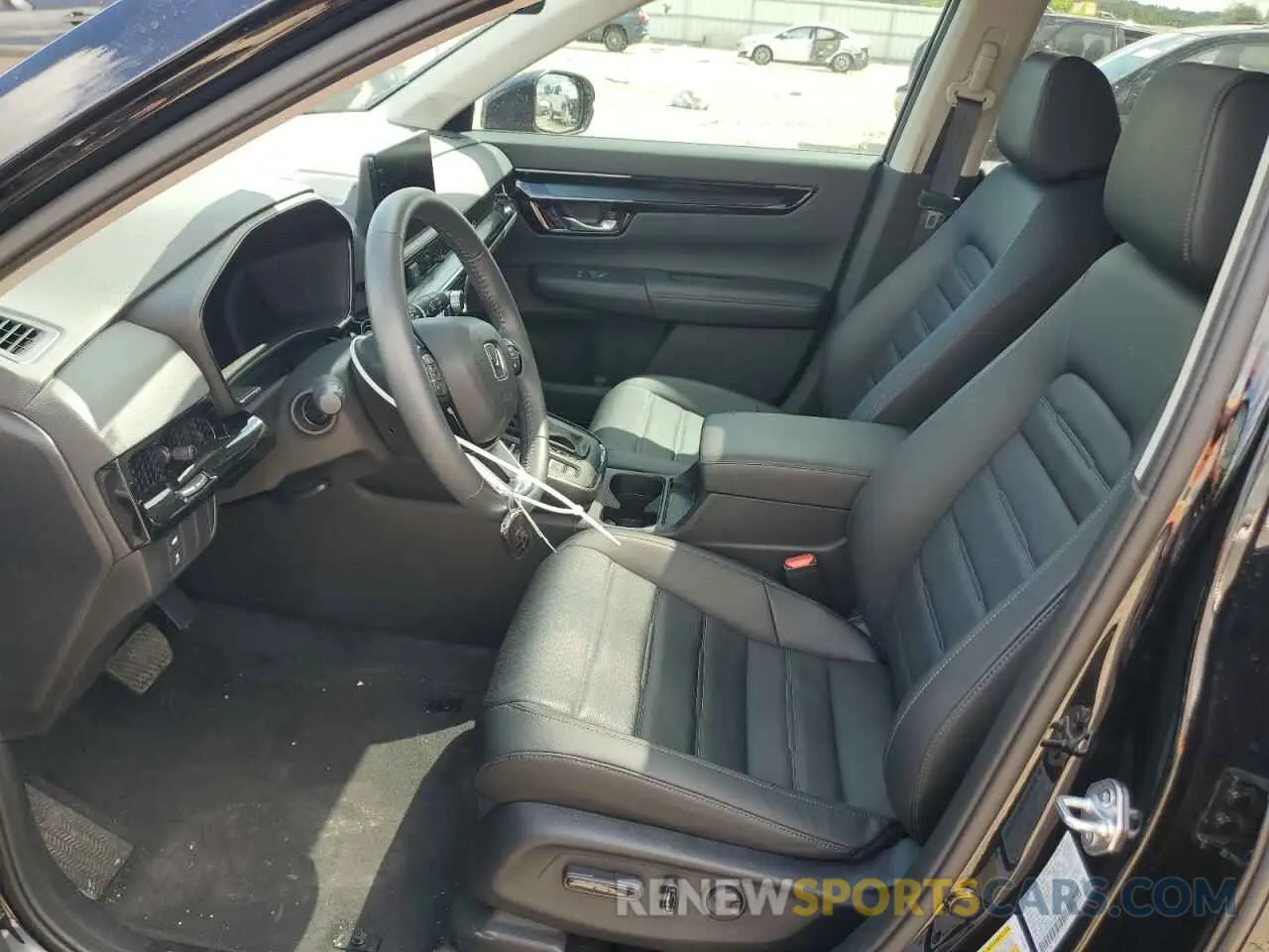 7 Photograph of a damaged car 2HKRS4H78RH486034 HONDA CRV 2024
