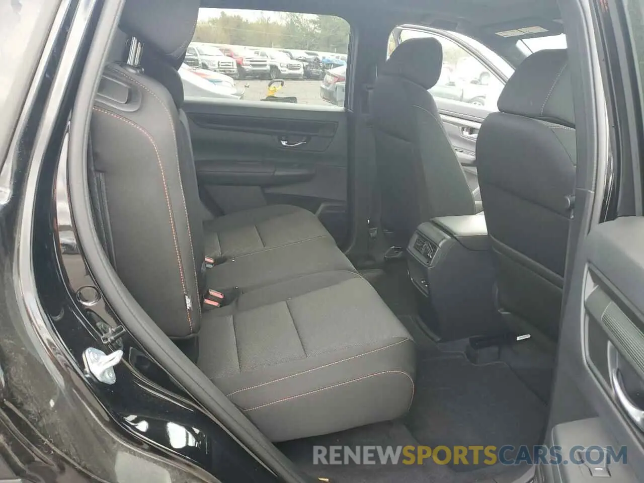 11 Photograph of a damaged car 2HKRS6H53RH807732 HONDA CRV 2024