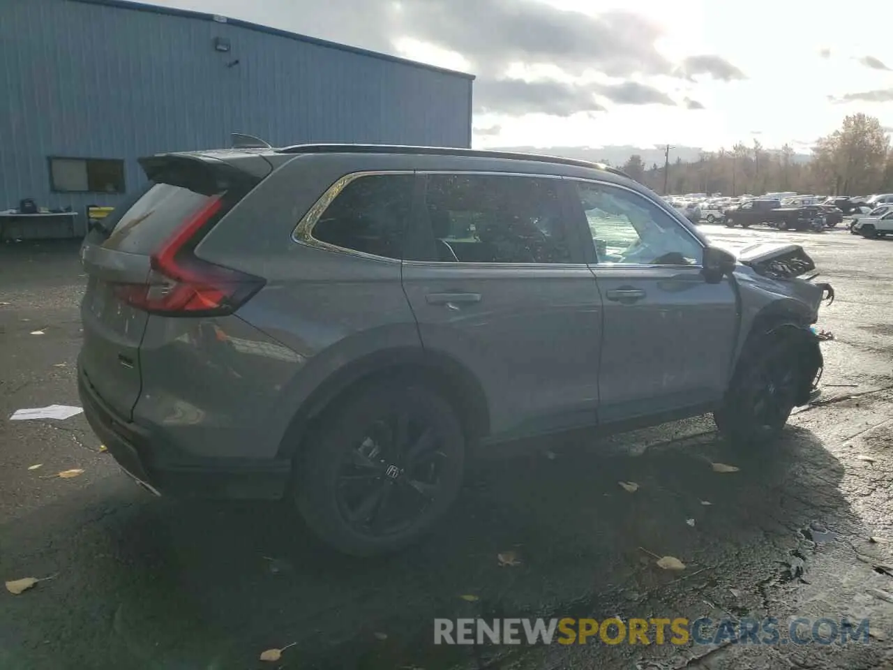 3 Photograph of a damaged car 2HKRS6H98RH807938 HONDA CRV 2024