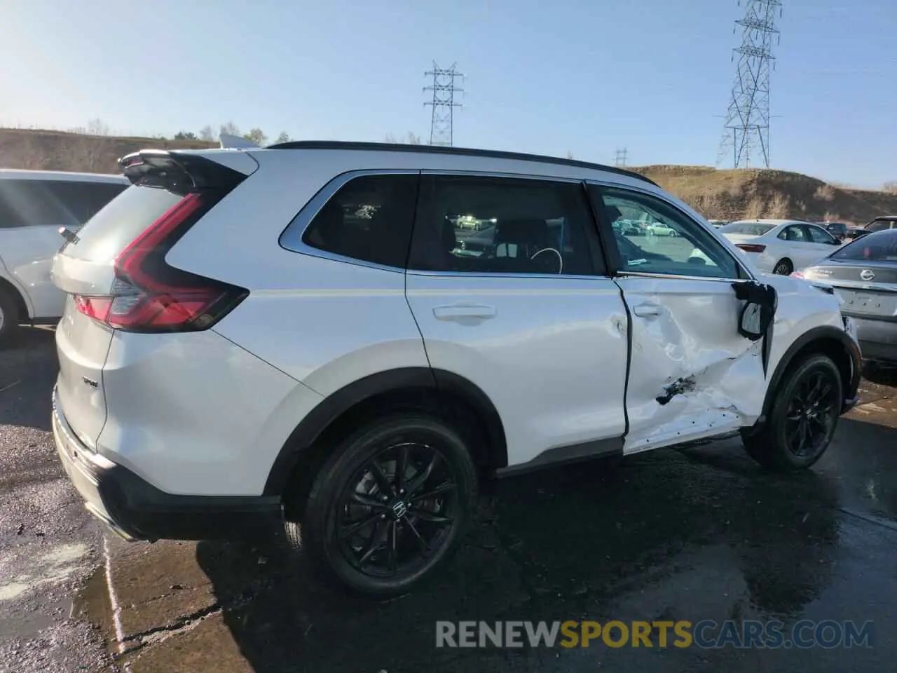 3 Photograph of a damaged car 5J6RS6H52RL029557 HONDA CRV 2024