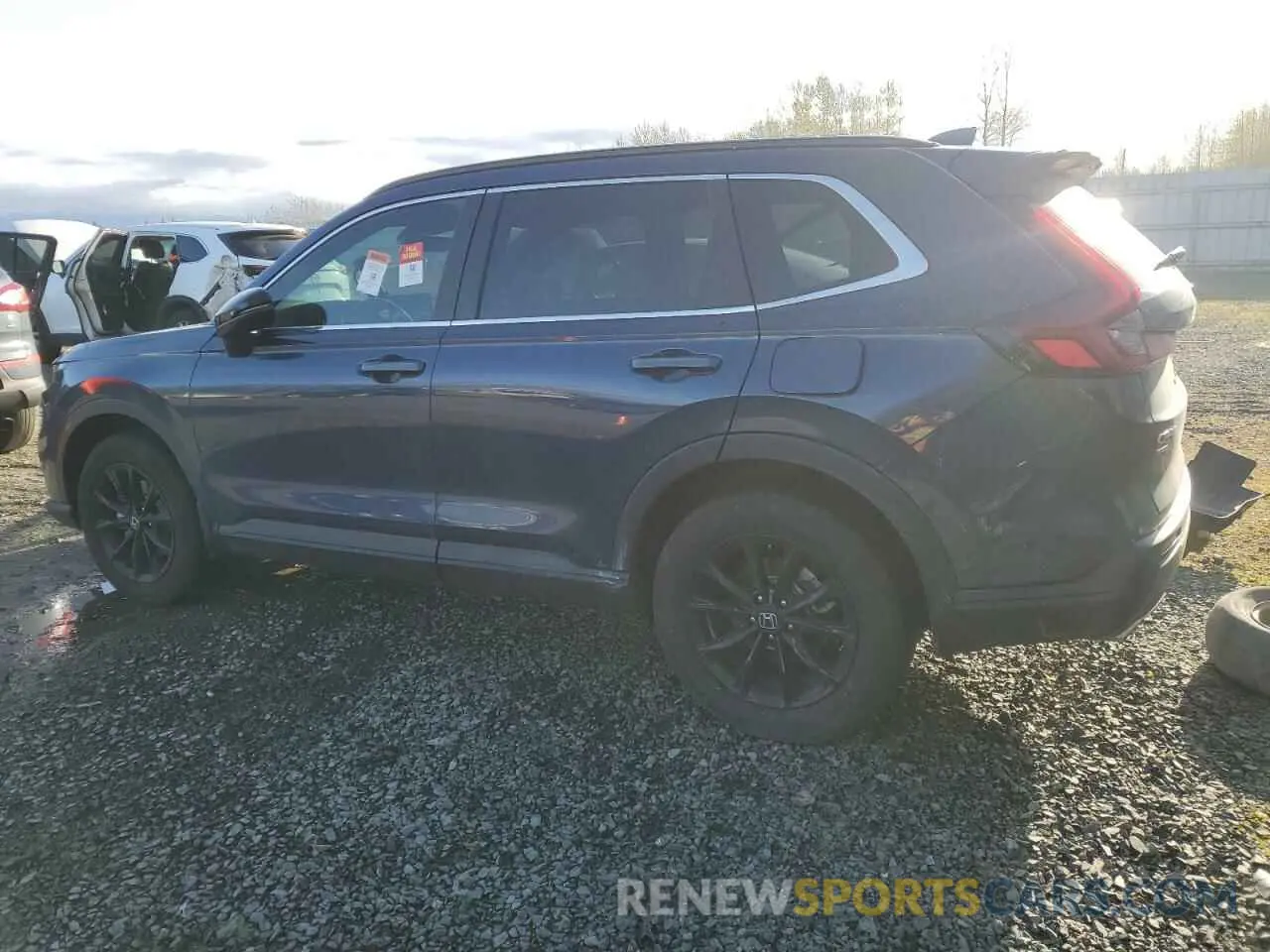 2 Photograph of a damaged car 5J6RS6H82RL031223 HONDA CRV 2024