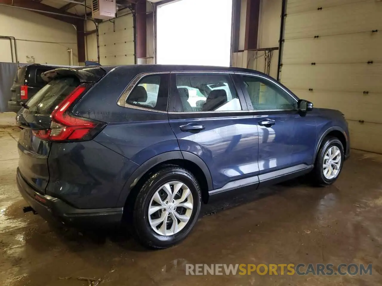 3 Photograph of a damaged car 7FARS4H23RE016923 HONDA CRV 2024