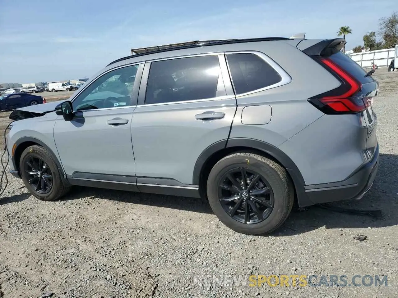 2 Фотография поврежденного автомобиля 7FARS5H83RE025647 HONDA CRV 2024