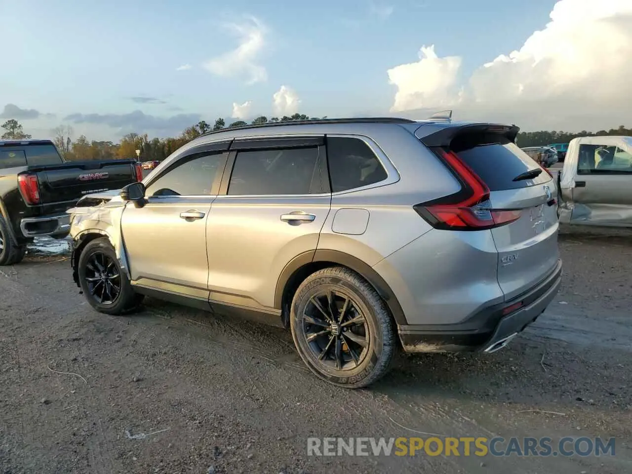 2 Фотография поврежденного автомобиля 7FARS5H86RE034021 HONDA CRV 2024