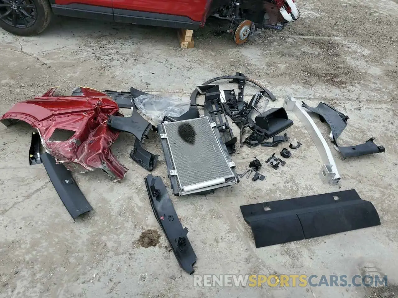 12 Photograph of a damaged car 7FARS6H57RE071414 HONDA CRV 2024