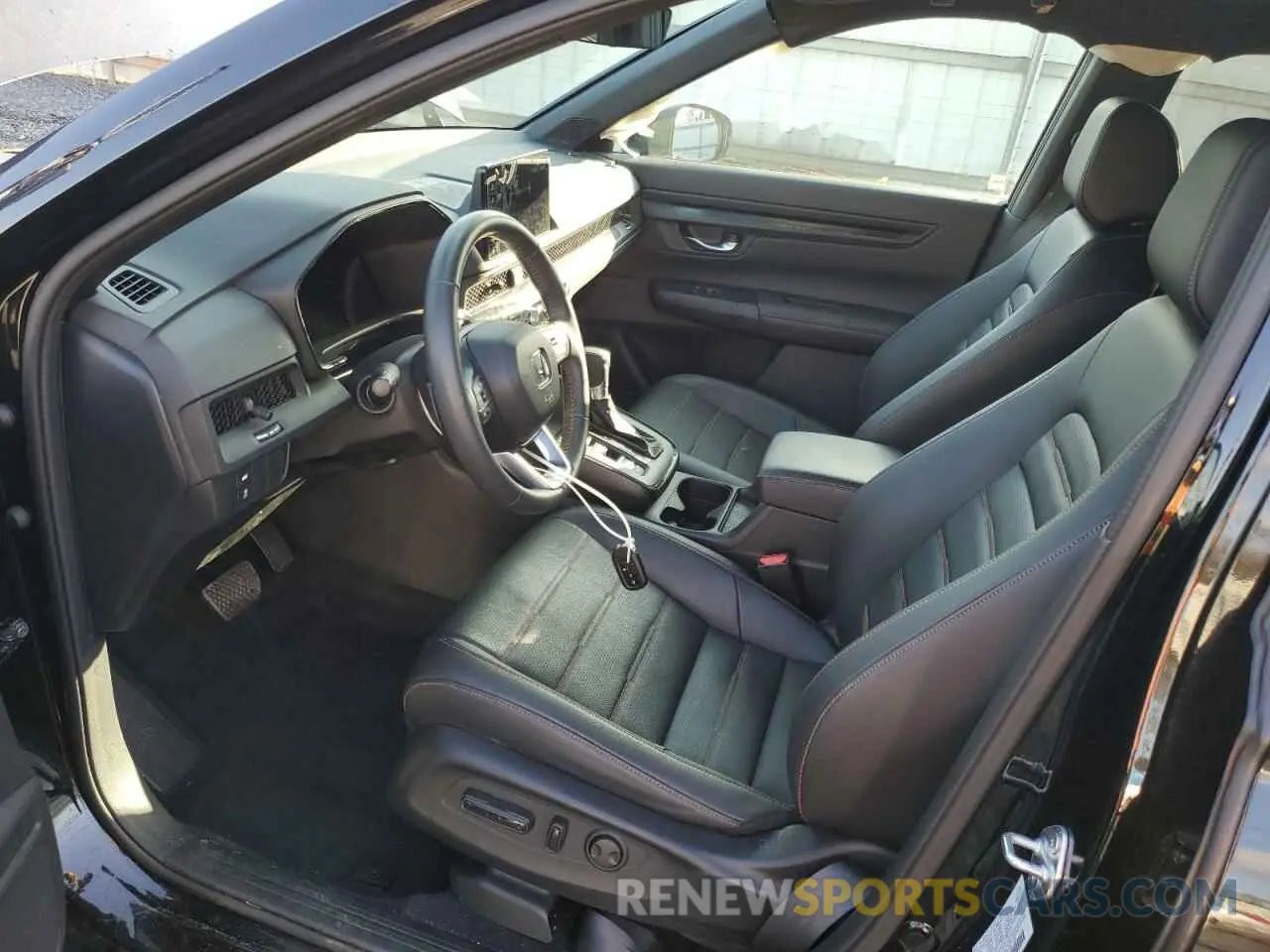 7 Photograph of a damaged car 7FARS6H84RE056556 HONDA CRV 2024