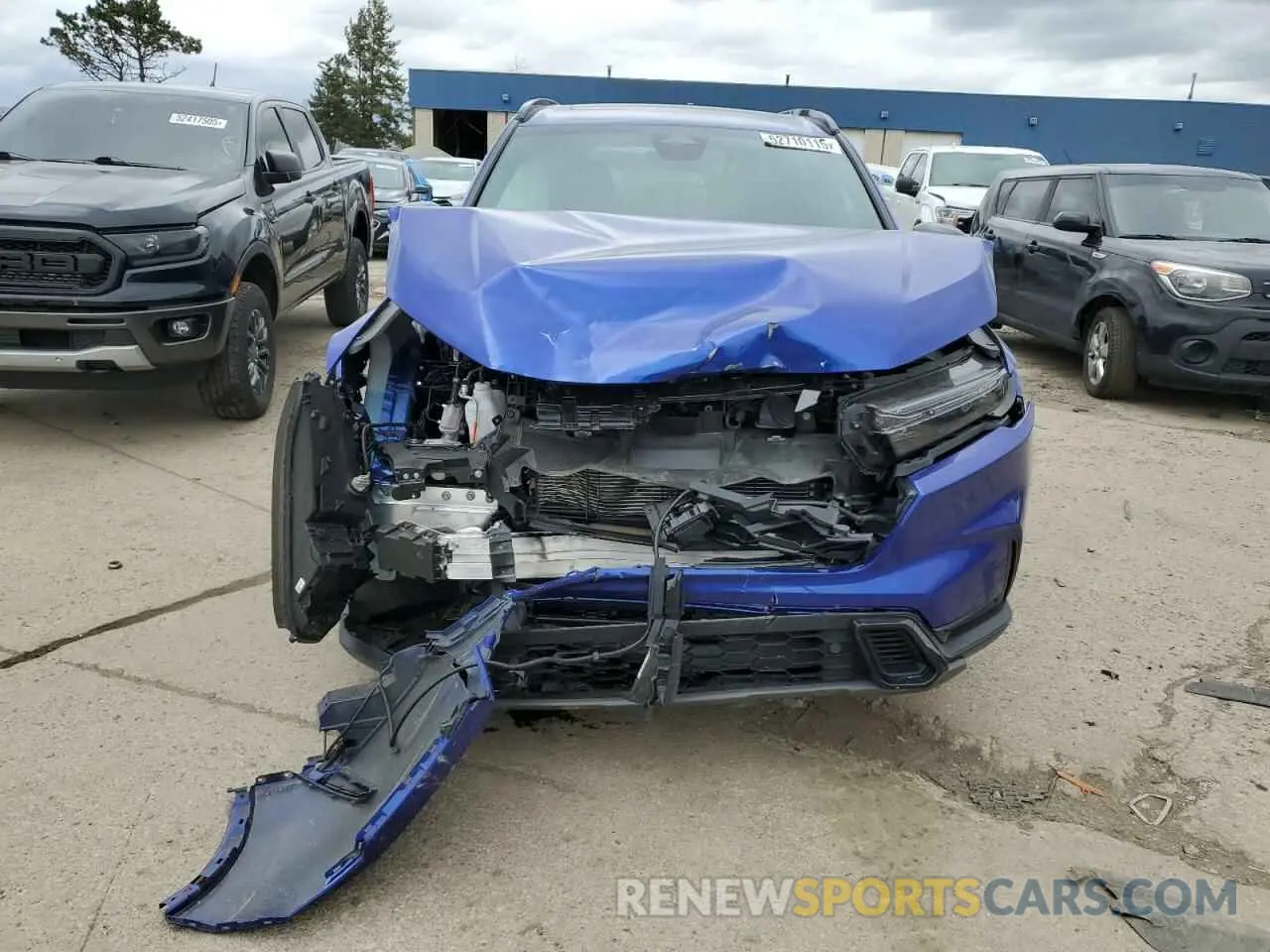 5 Photograph of a damaged car 7FARS6H87RE078969 HONDA CRV 2024