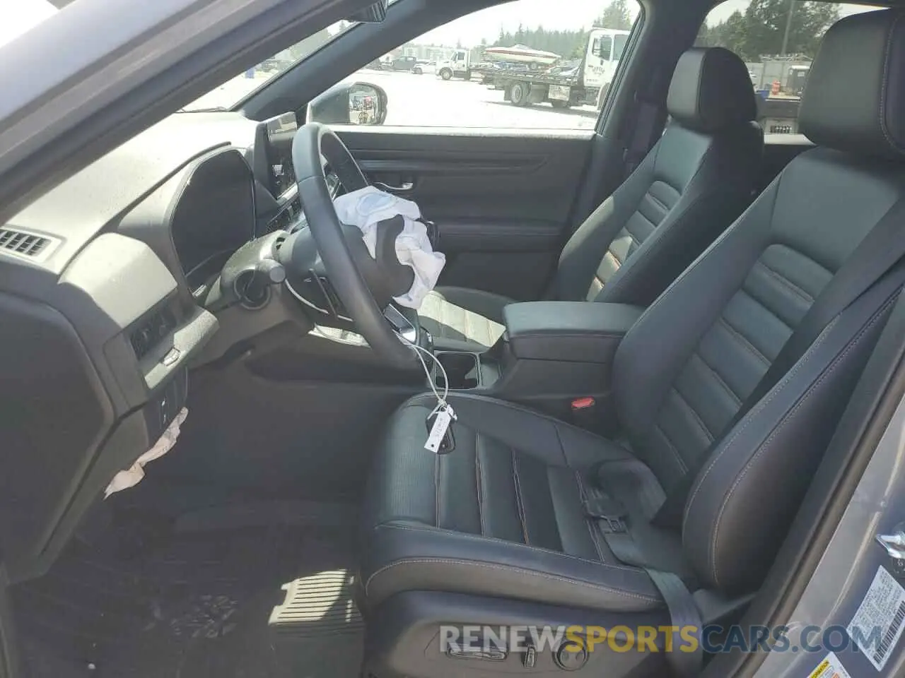 7 Photograph of a damaged car 7FARS6H8XRE068176 HONDA CRV 2024