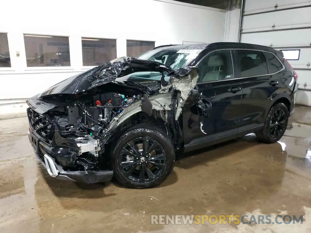 1 Photograph of a damaged car 7FARS6H94RE042357 HONDA CRV 2024