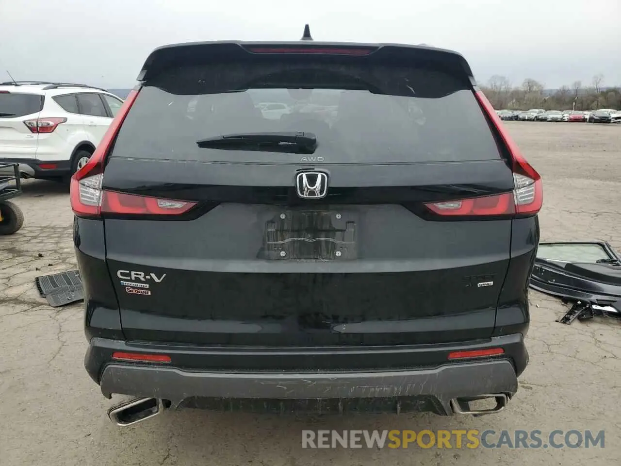 6 Photograph of a damaged car 7FARS6H96RE019906 HONDA CRV 2024