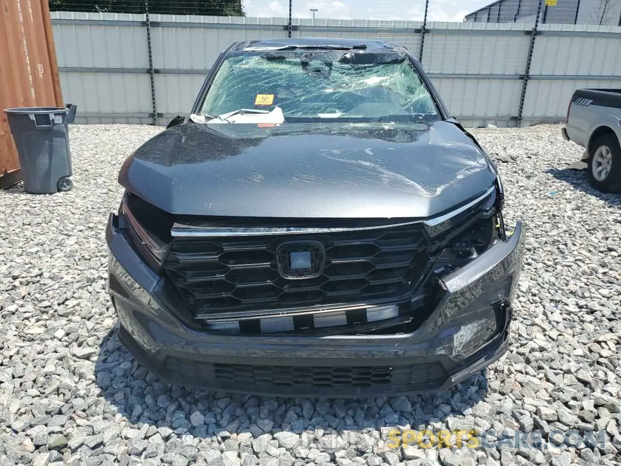 5 Photograph of a damaged car 2HKRS3H28SH321833 HONDA CRV 2025