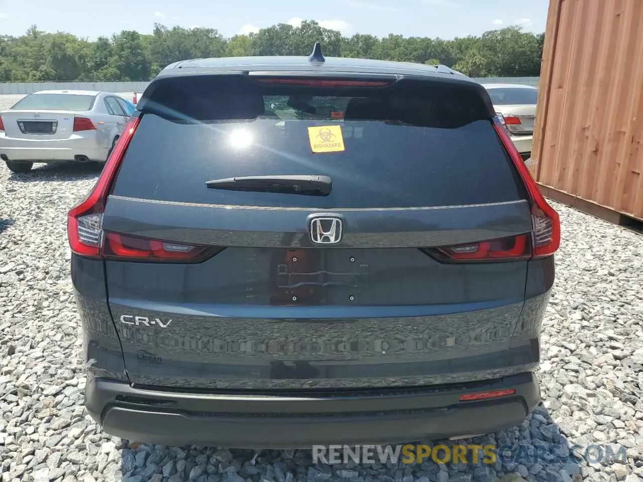 6 Photograph of a damaged car 2HKRS3H28SH321833 HONDA CRV 2025