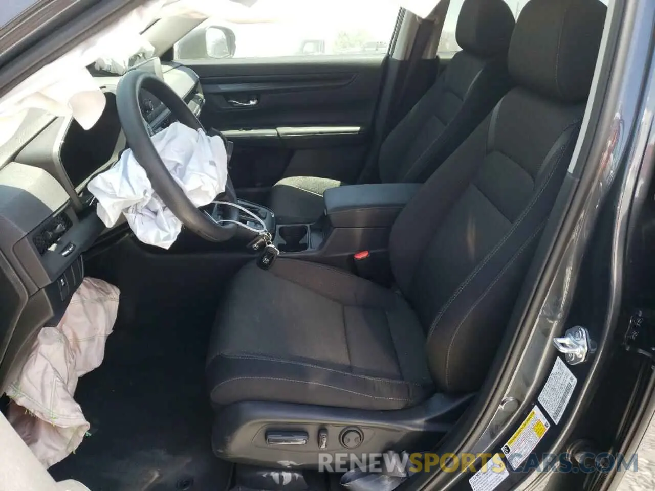 7 Photograph of a damaged car 2HKRS3H40SH320404 HONDA CRV 2025
