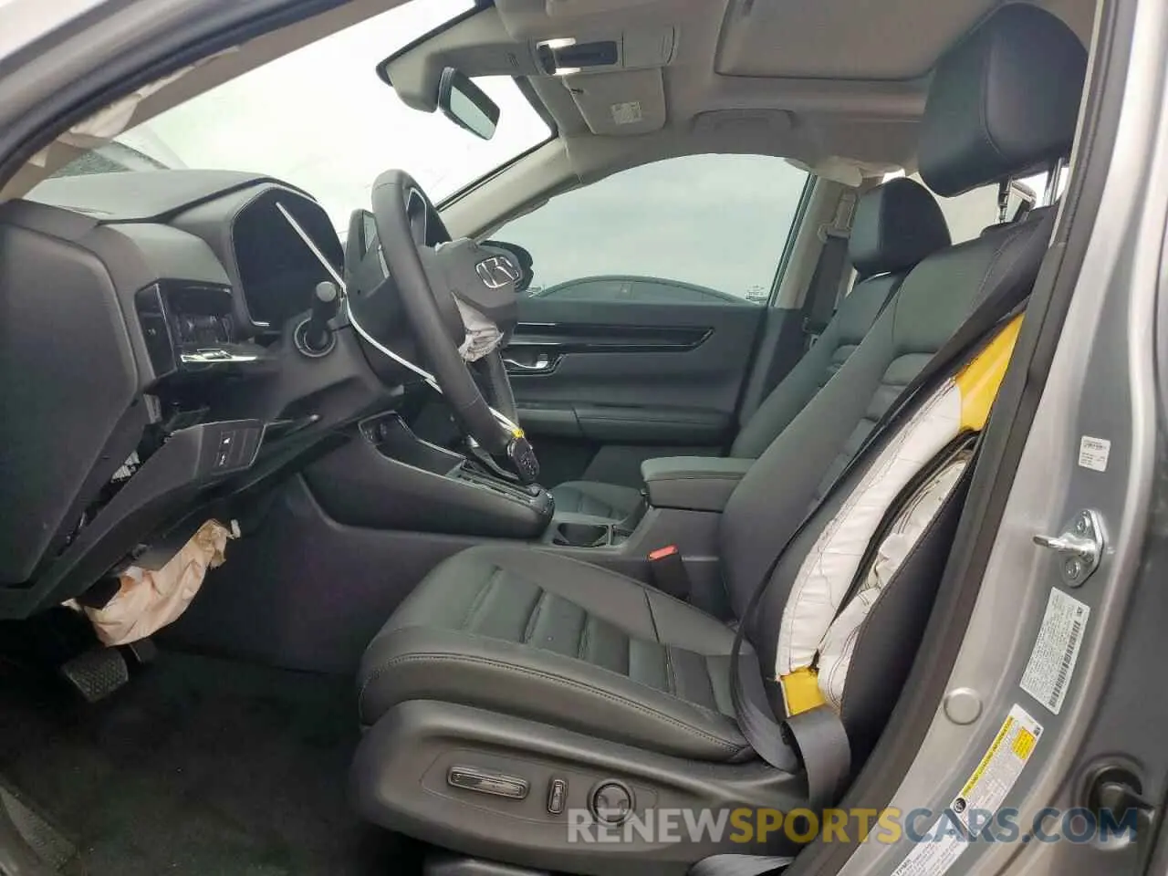 7 Photograph of a damaged car 2HKRS3H71SH336329 HONDA CRV 2025