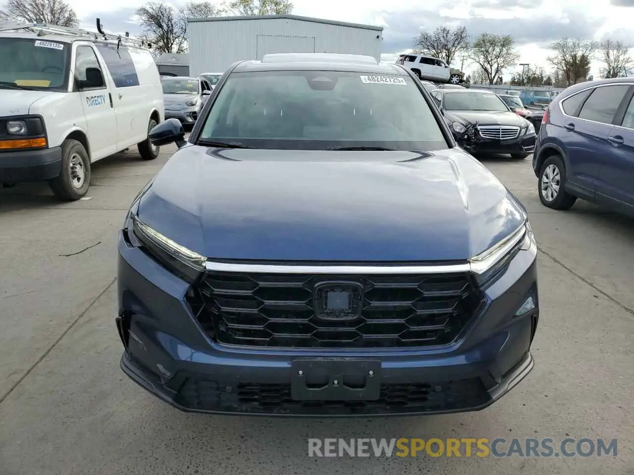 5 Photograph of a damaged car 2HKRS3H77SH316215 HONDA CRV 2025