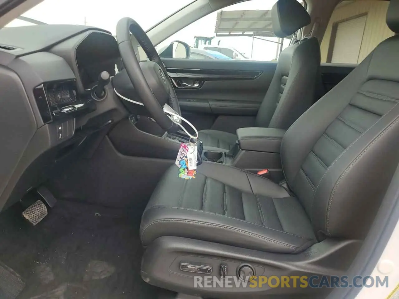 7 Photograph of a damaged car 2HKRS3H78SH326350 HONDA CRV 2025