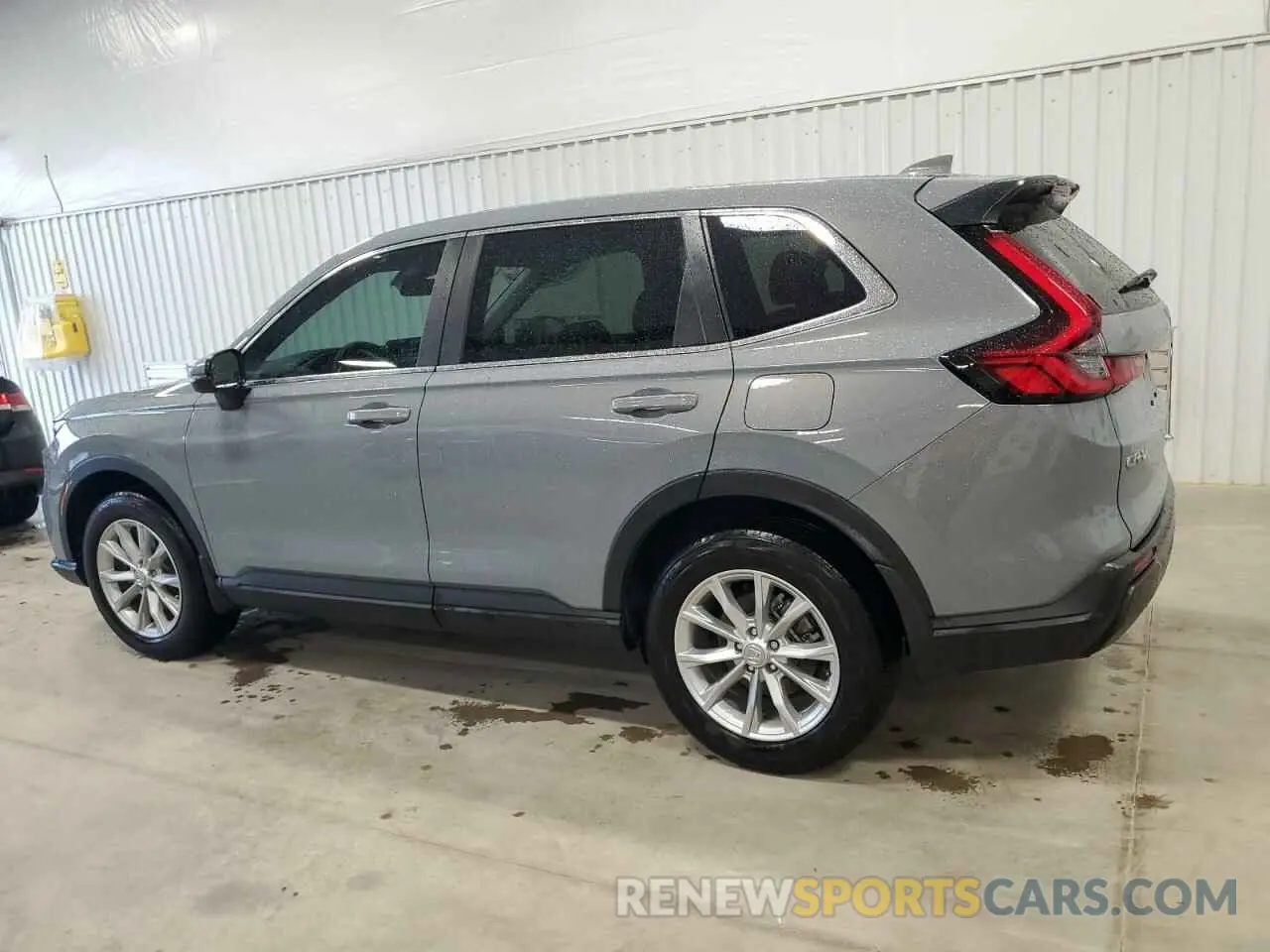 2 Photograph of a damaged car 2HKRS4H45SH421878 HONDA CRV 2025