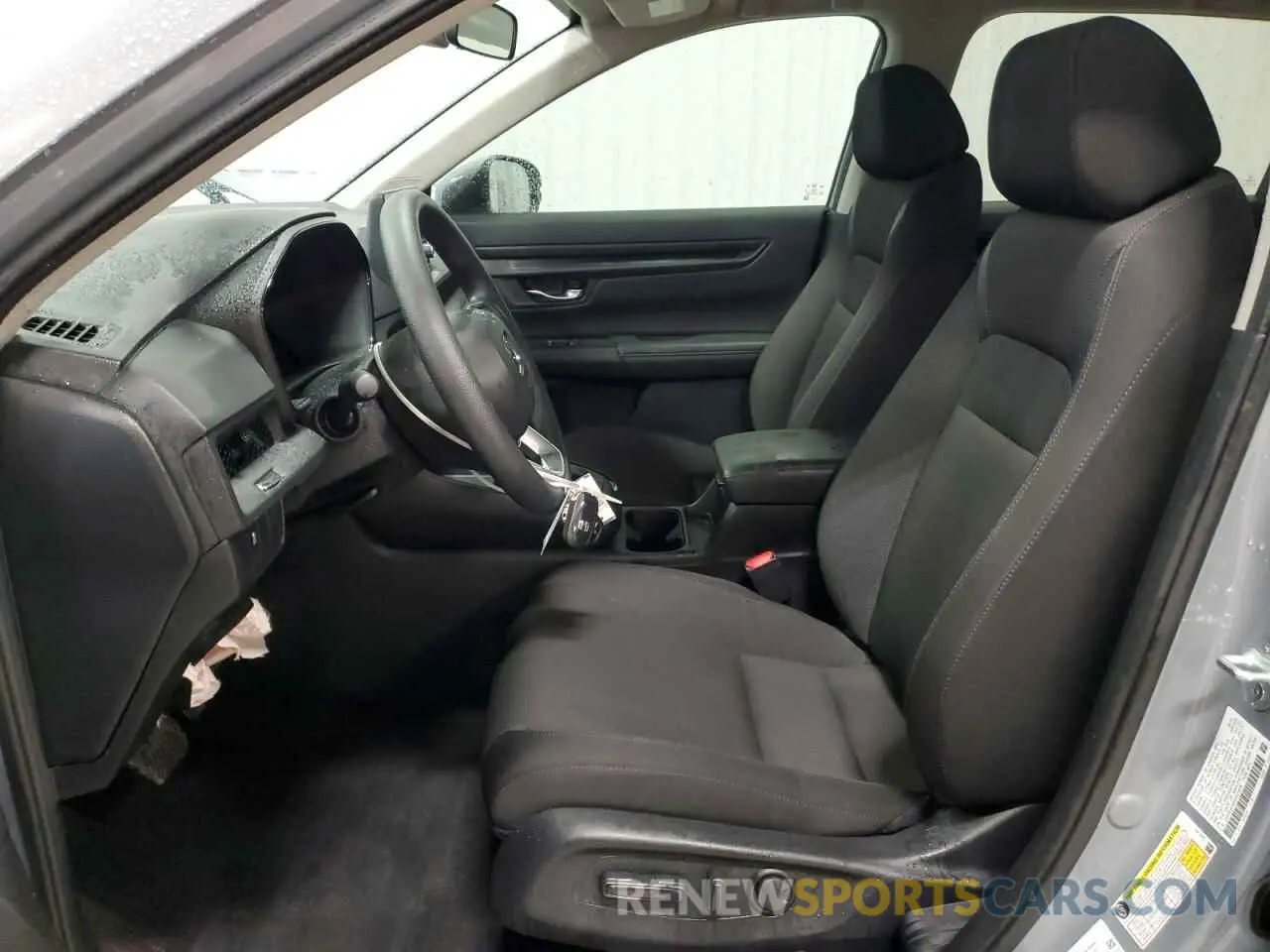 7 Photograph of a damaged car 2HKRS4H45SH421878 HONDA CRV 2025