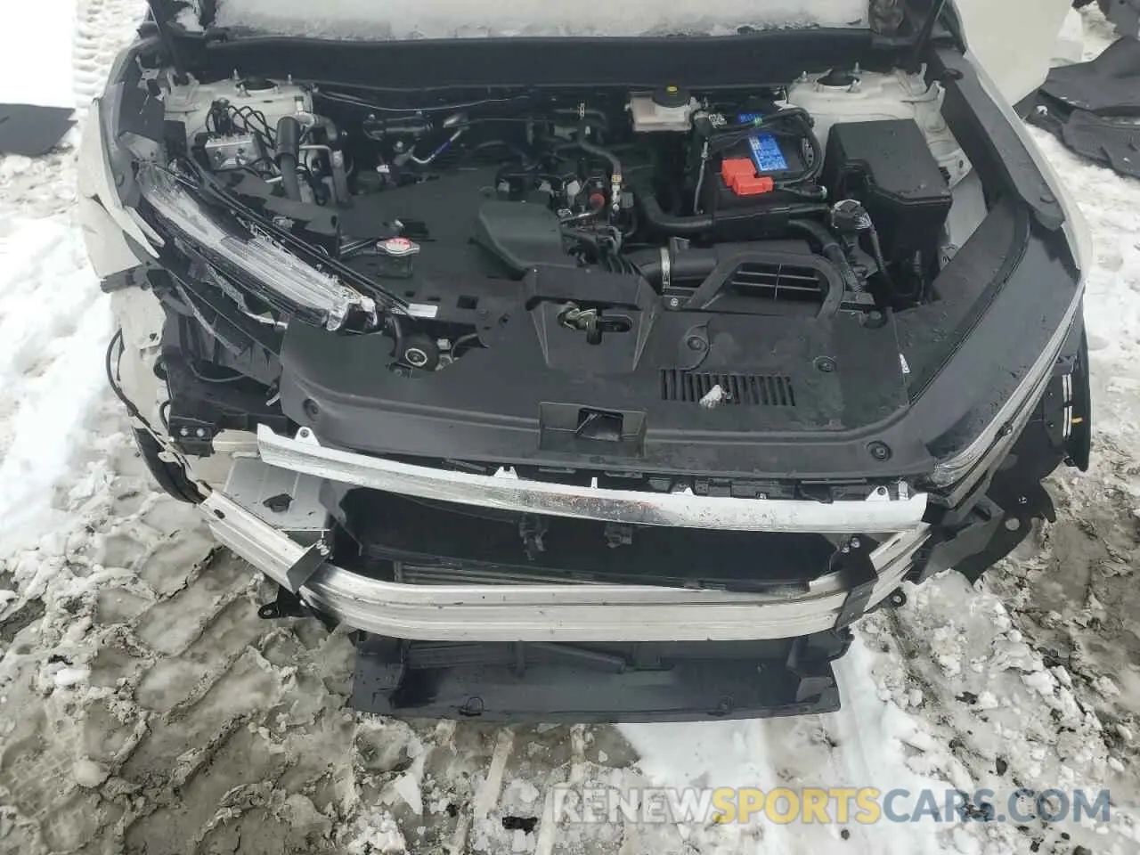 13 Photograph of a damaged car 2HKRS4H47SH436138 HONDA CRV 2025