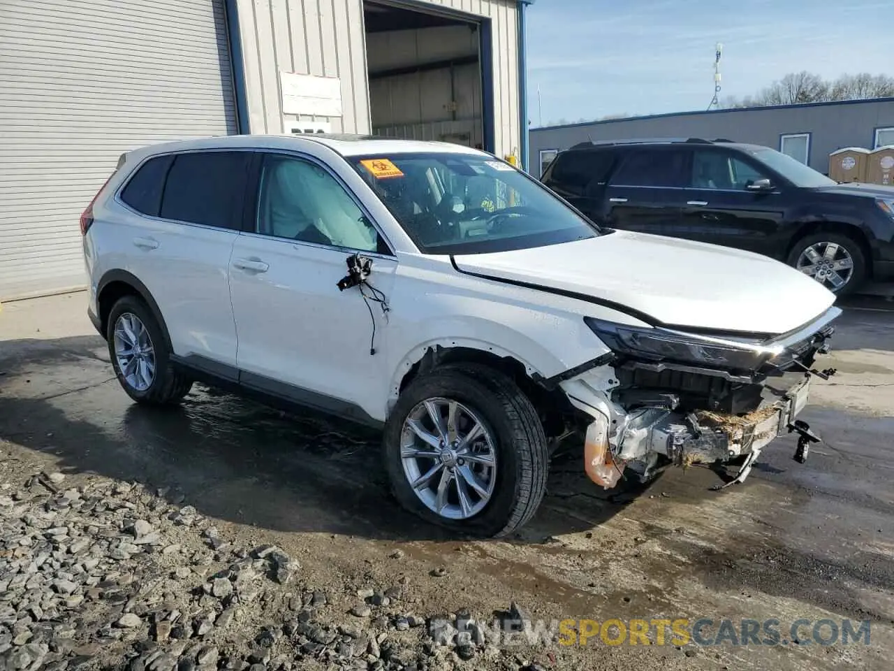 4 Photograph of a damaged car 2HKRS4H71SH420690 HONDA CRV 2025