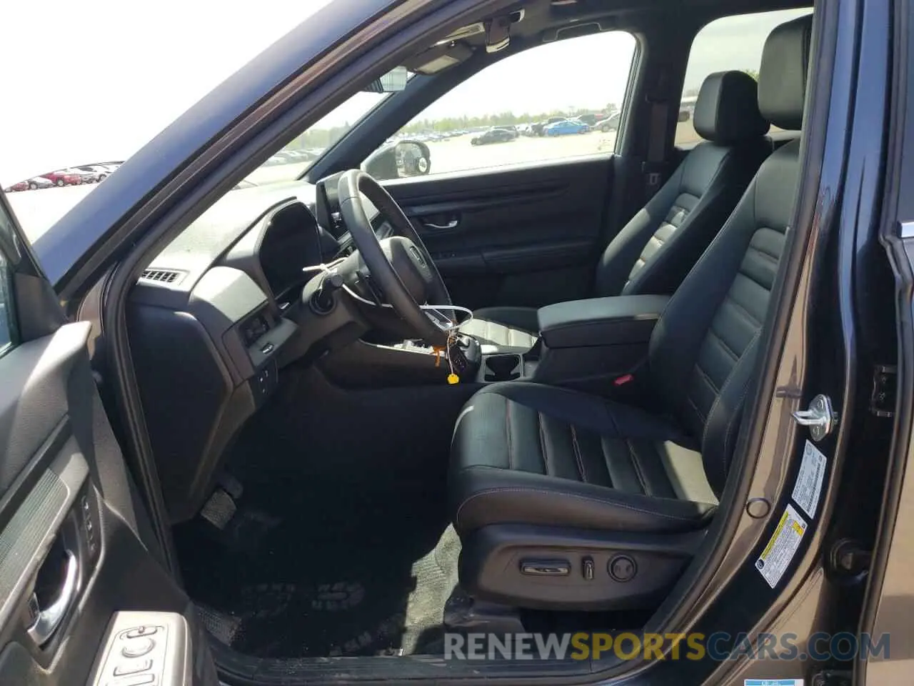 7 Photograph of a damaged car 2HKRS6H78SH208171 HONDA CRV 2025