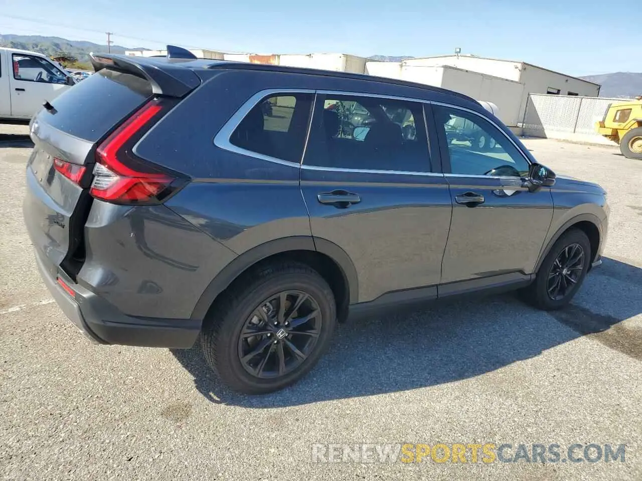 3 Photograph of a damaged car 2HKRS6H84SH800949 HONDA CRV 2025