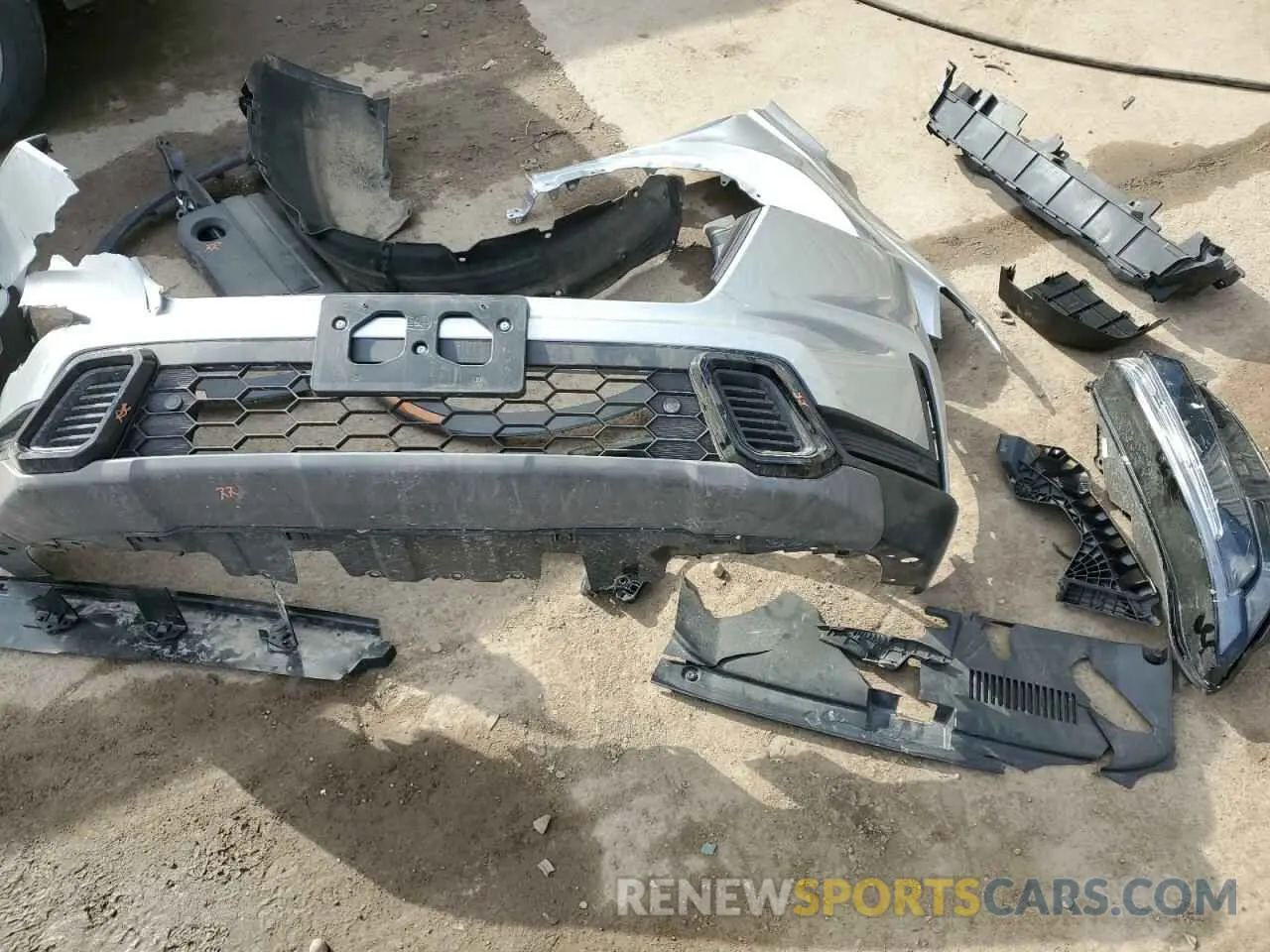13 Photograph of a damaged car 2HKRS6H85SH808672 HONDA CRV 2025