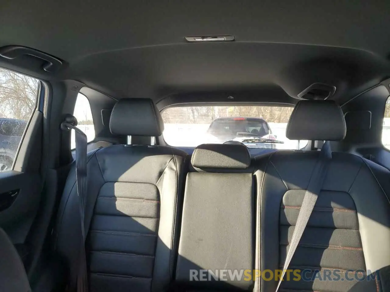 10 Photograph of a damaged car 2HKRS6H9XSH216659 HONDA CRV 2025
