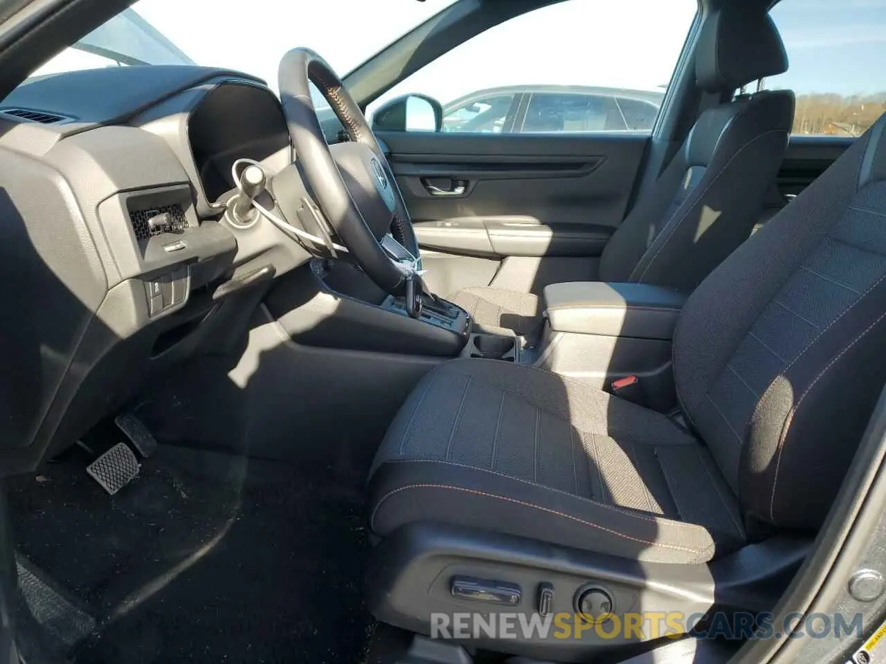 7 Photograph of a damaged car 5J6RS6H58SL018259 HONDA CRV 2025