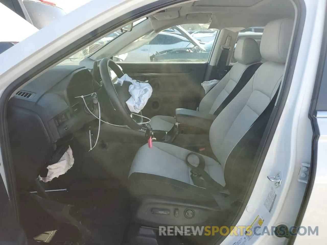 7 Photograph of a damaged car 7FARS3H46SE002273 HONDA CRV 2025