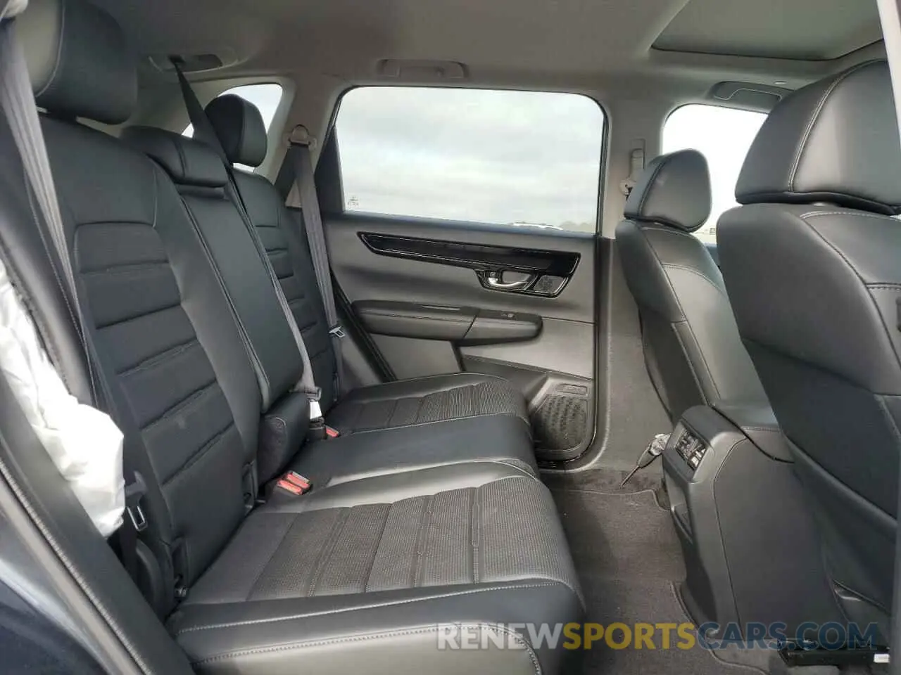 11 Фотография поврежденного автомобиля 7FARS3H74SE002203 HONDA CRV 2025
