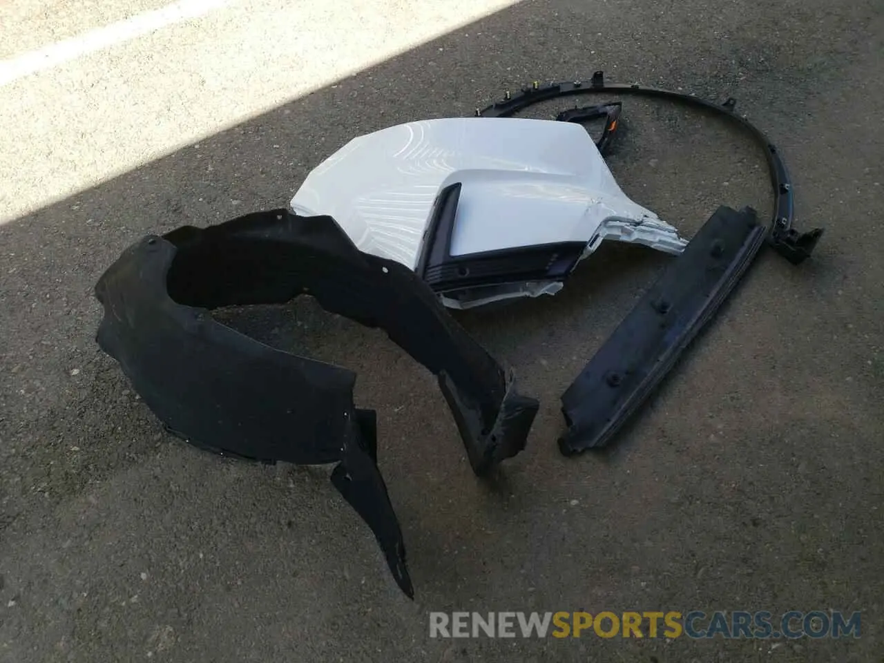13 Photograph of a damaged car 7FARS5H86SE007603 HONDA CRV 2025