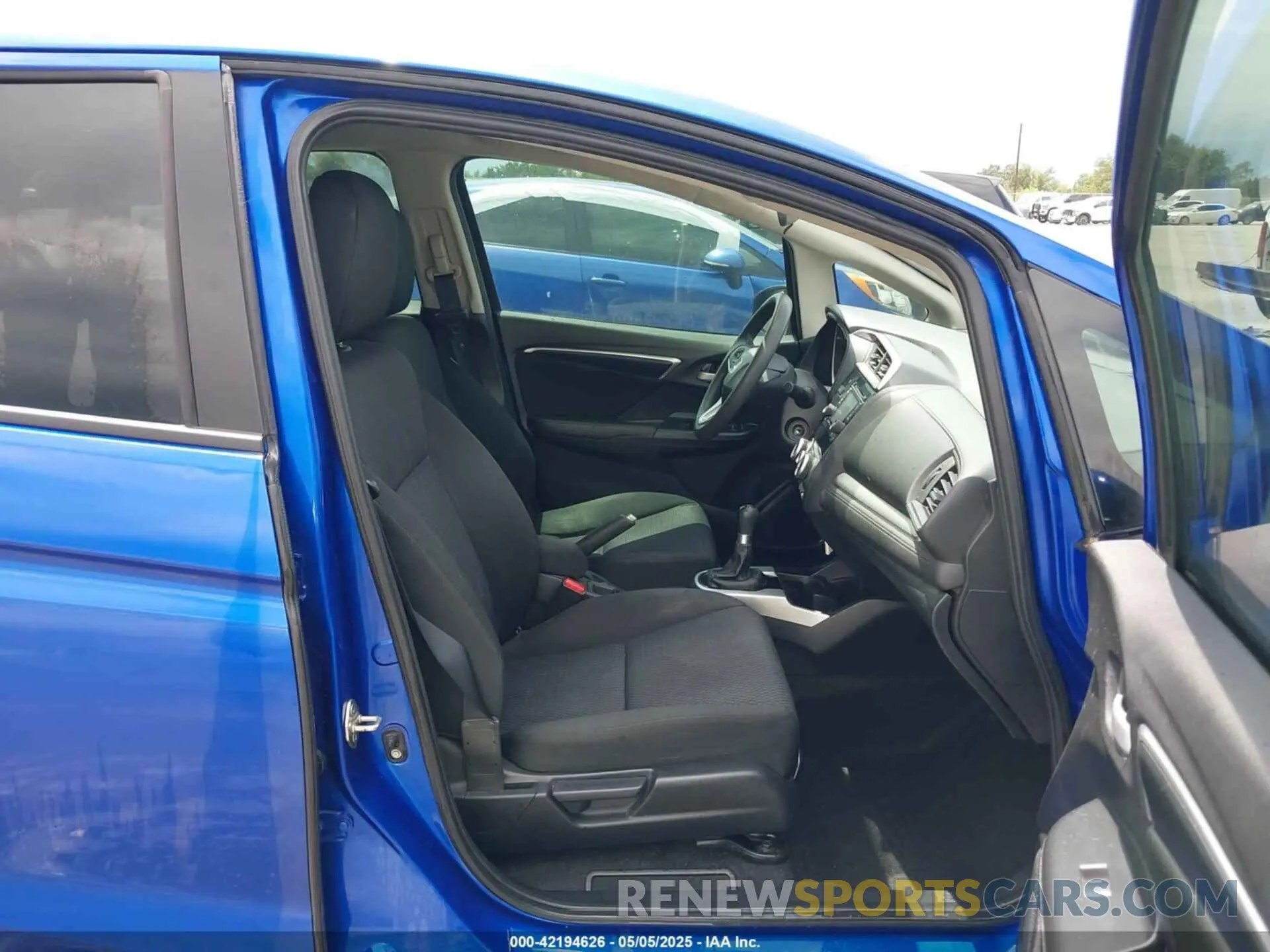 5 Photograph of a damaged car 3HGGK5G49KM726763 HONDA FIT 2019