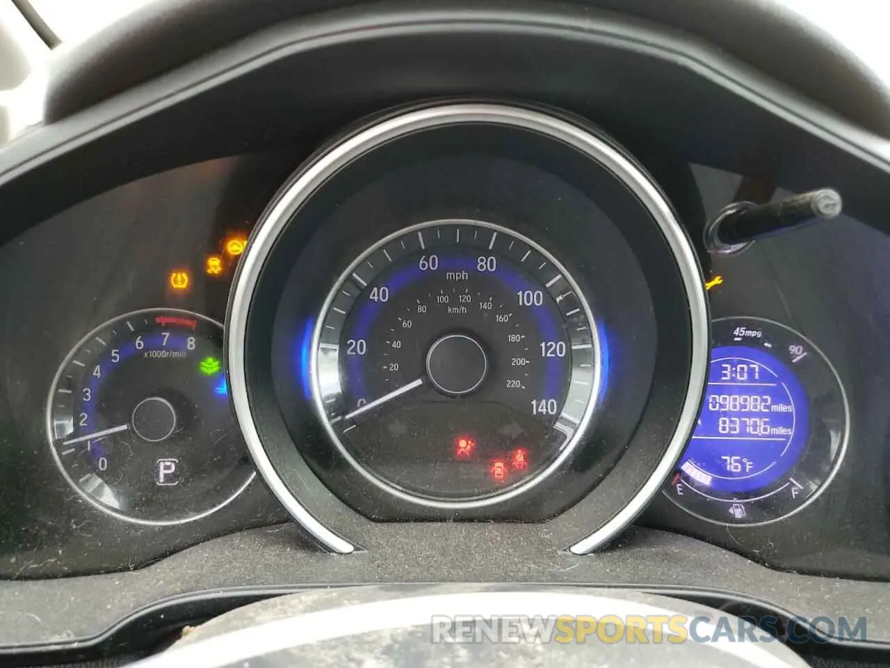 9 Фотография поврежденного автомобиля 3HGGK5H40KM740288 HONDA FIT 2019