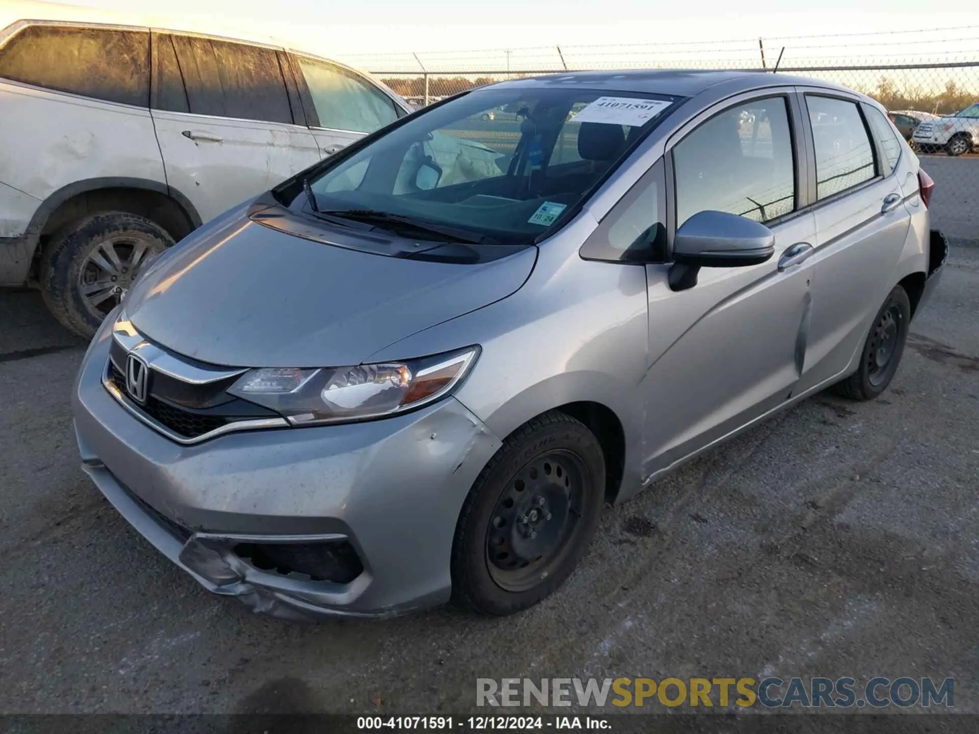 2 Photograph of a damaged car 3HGGK5H40KM740792 HONDA FIT 2019