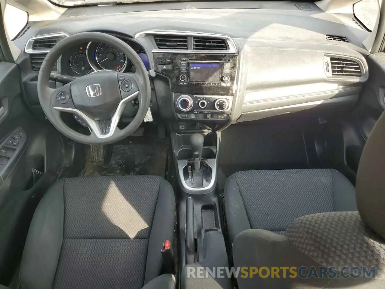8 Photograph of a damaged car 3HGGK5H41KM712693 HONDA FIT 2019
