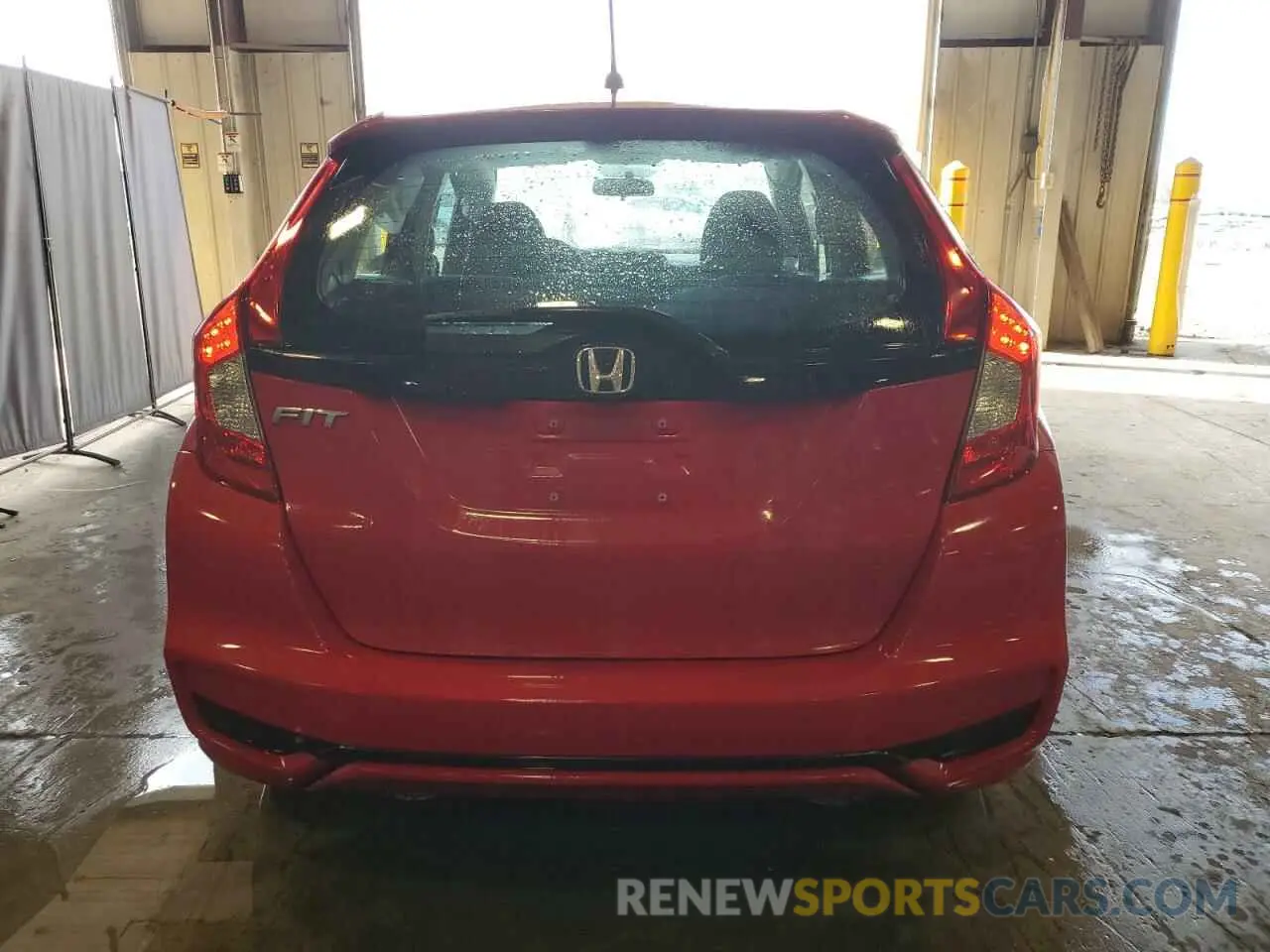 6 Photograph of a damaged car 3HGGK5H41KM726836 HONDA FIT 2019