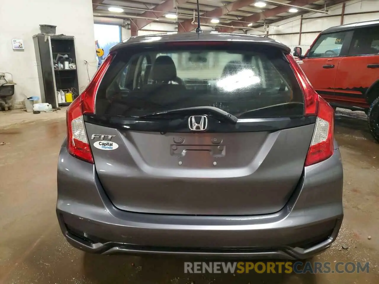 6 Фотография поврежденного автомобиля 3HGGK5H42KM704229 HONDA FIT 2019